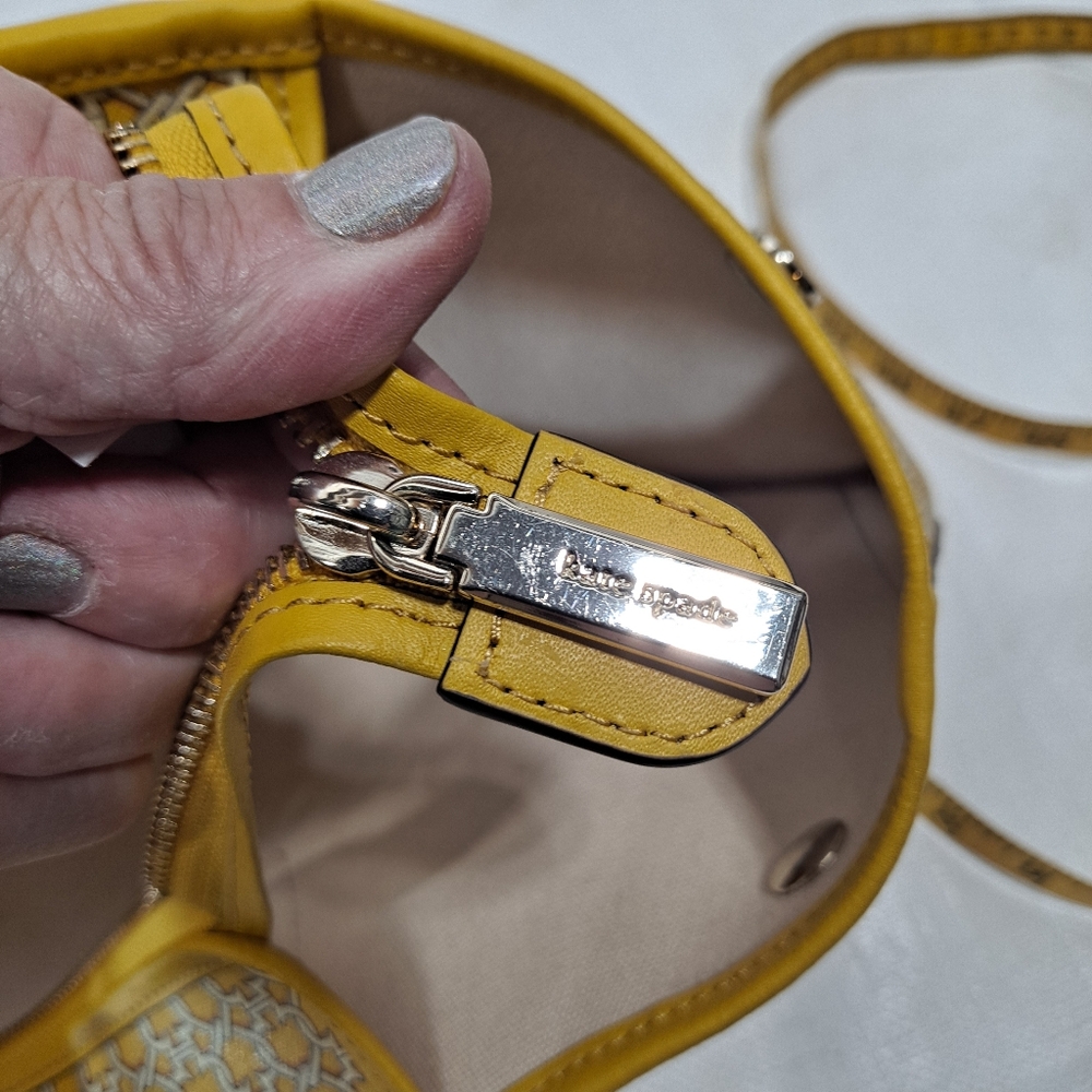 Kate Spade New York Yellow Link Tote - Picture 8 of 16